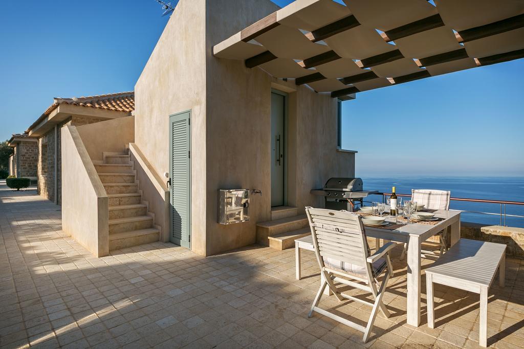 Olivia'S Villas Of Luxury Kalivia  Exterior photo