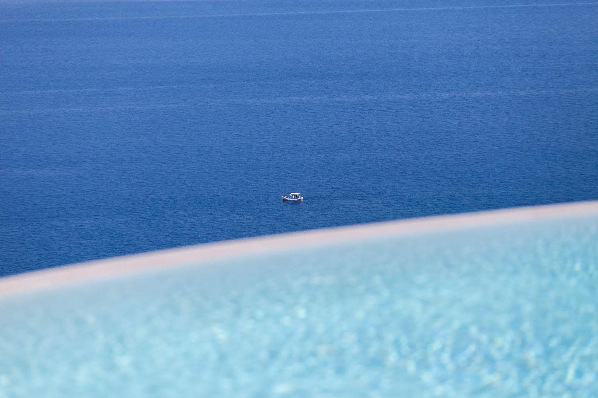 Olivia'S Villas Of Luxury Kalivia  Exterior photo